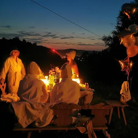 Domturystyki Rodzinnej  żabi Dołek *